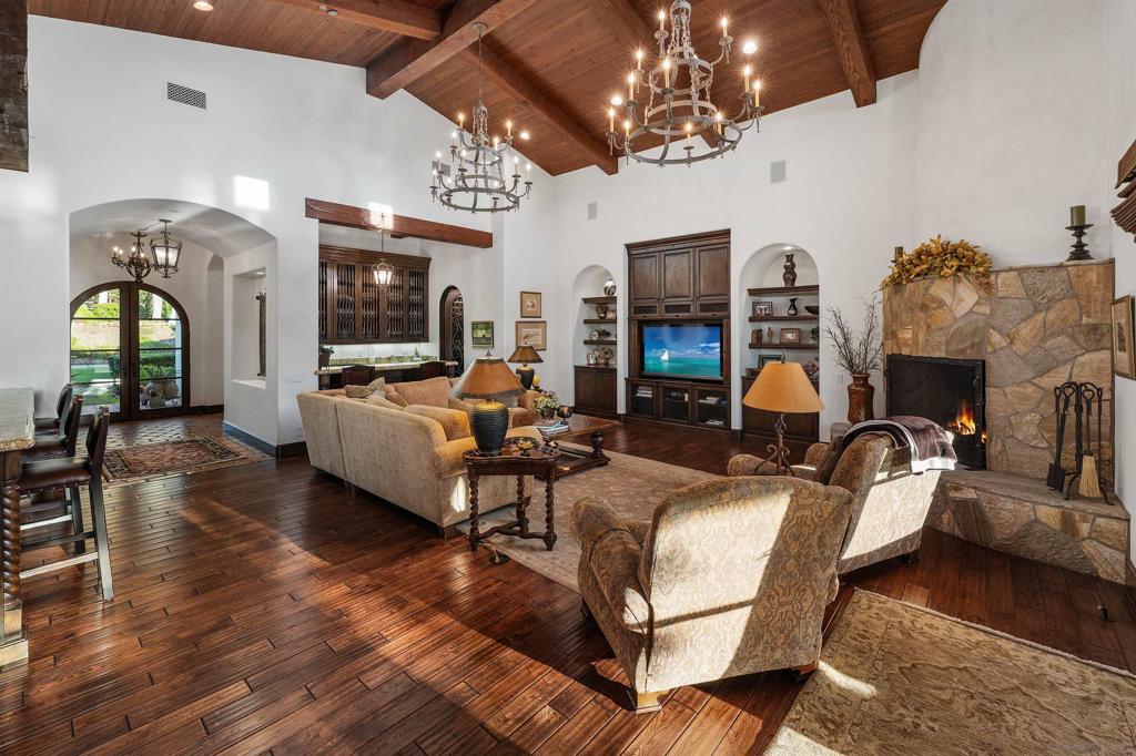 6870 La Valle Plateada