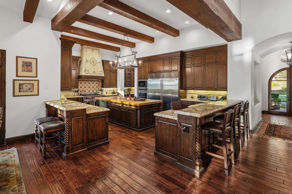 6870 La Valle Plateada