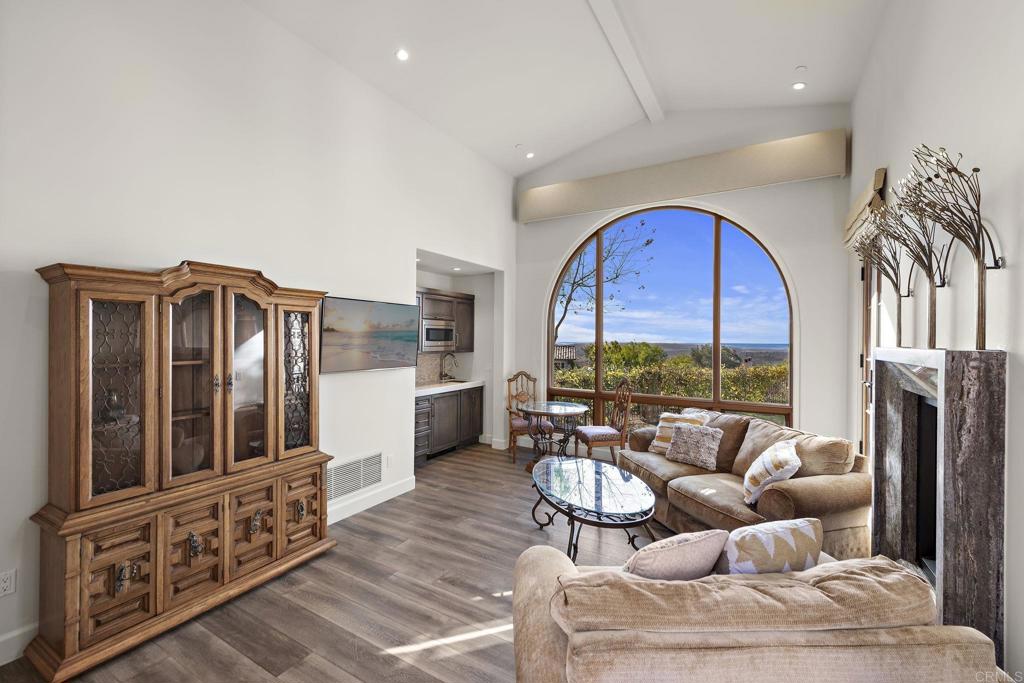 8114 Sendero de la Pradera