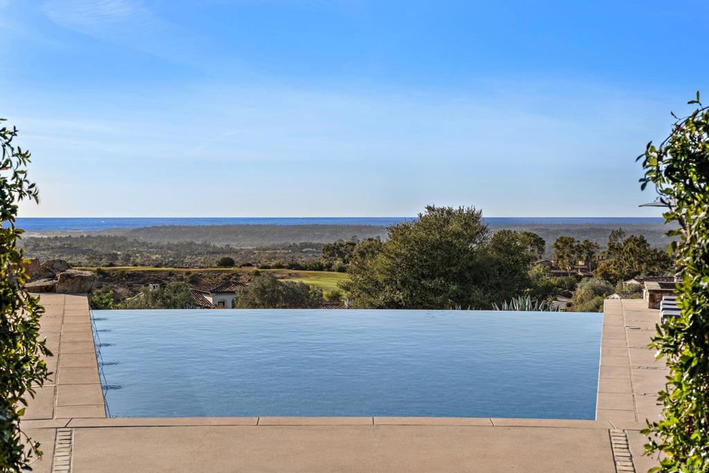 8114 Sendero de la Pradera