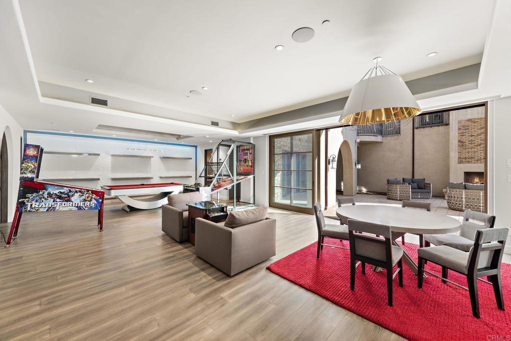 8114 Sendero de la Pradera