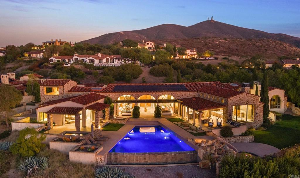 8114 Sendero de la Pradera