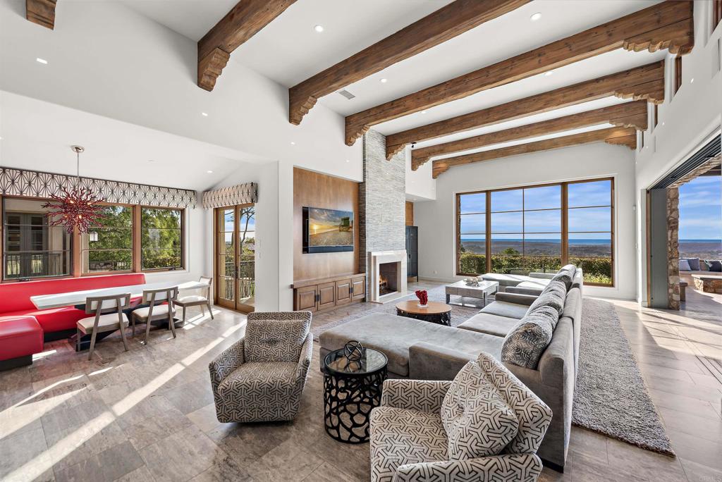 8114 Sendero de la Pradera