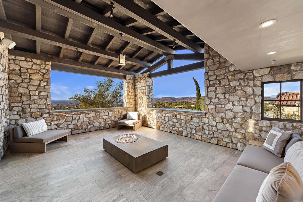 8114 Sendero de la Pradera