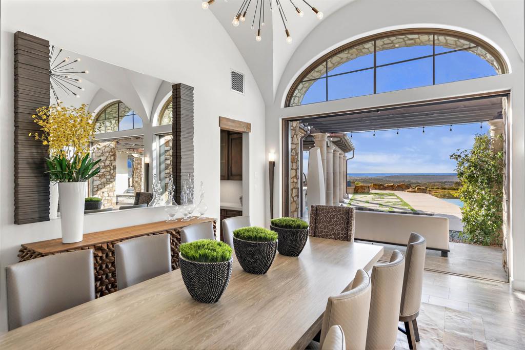 8114 Sendero de la Pradera