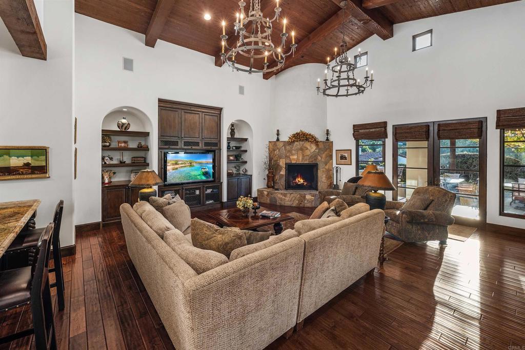 6870 La Valle Plateada