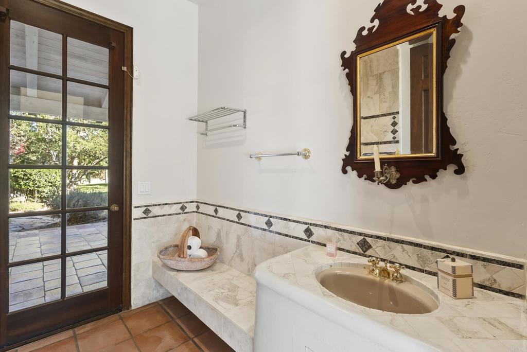 28889 Anderson Court