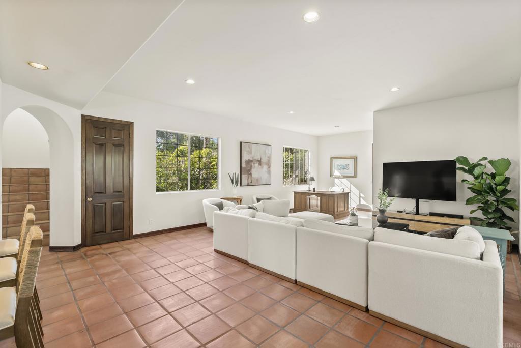 28889 Anderson Court