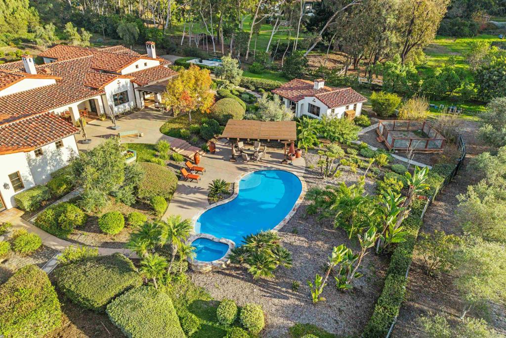 6870 La Valle Plateada