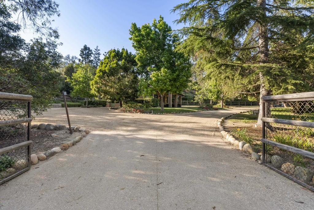 5330 San Elijo