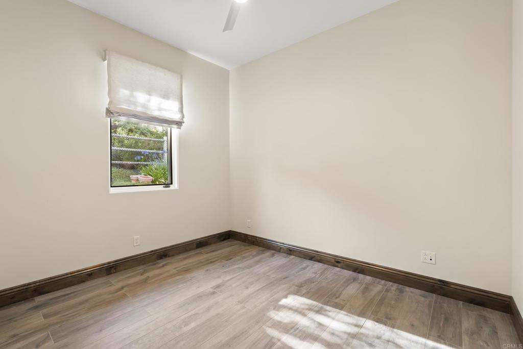 5330 San Elijo