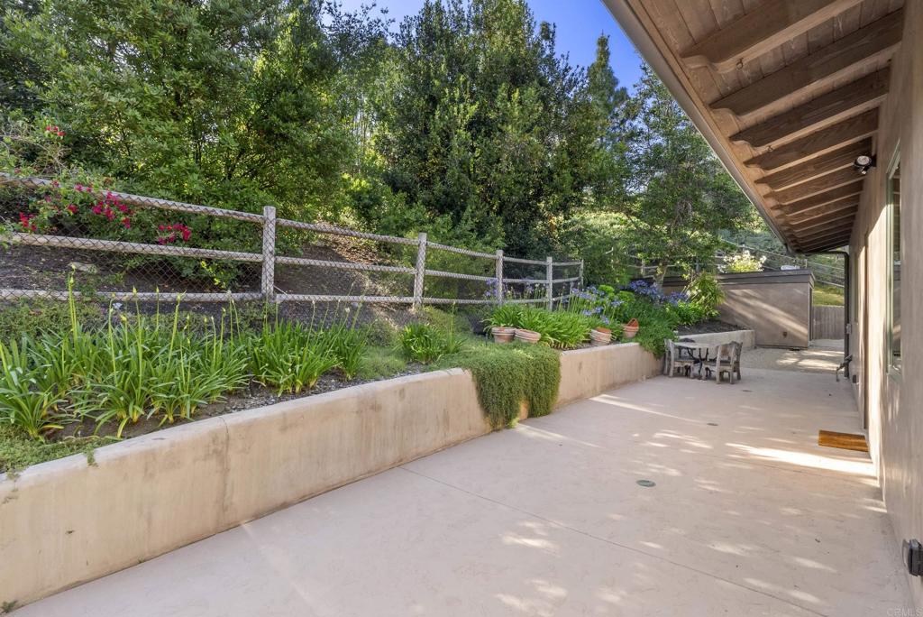 5330 San Elijo