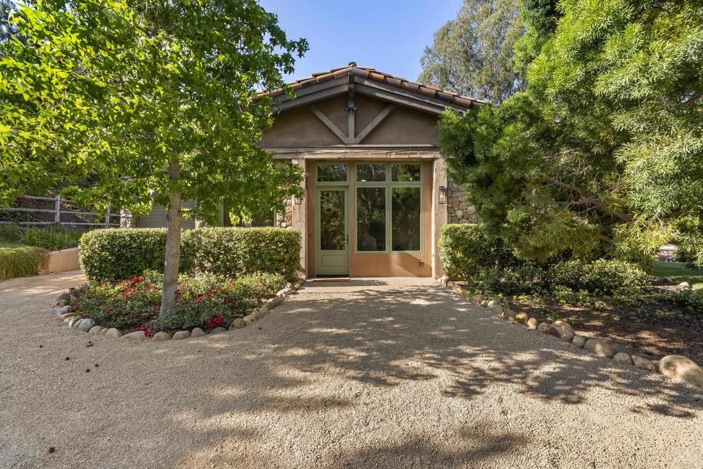 5330 San Elijo