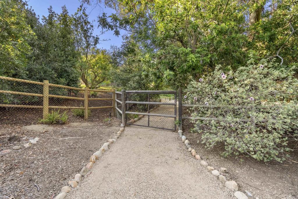 5330 San Elijo