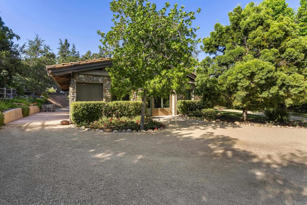 5330 San Elijo