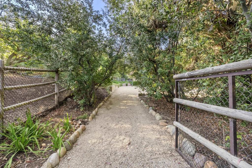 5330 San Elijo
