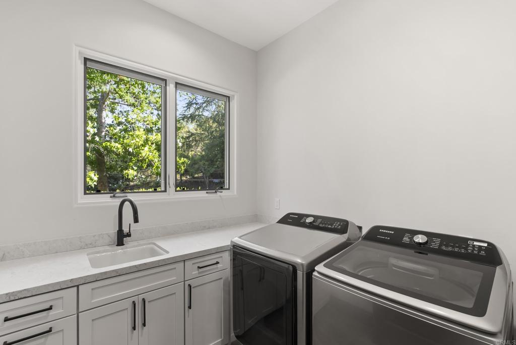 5330 San Elijo