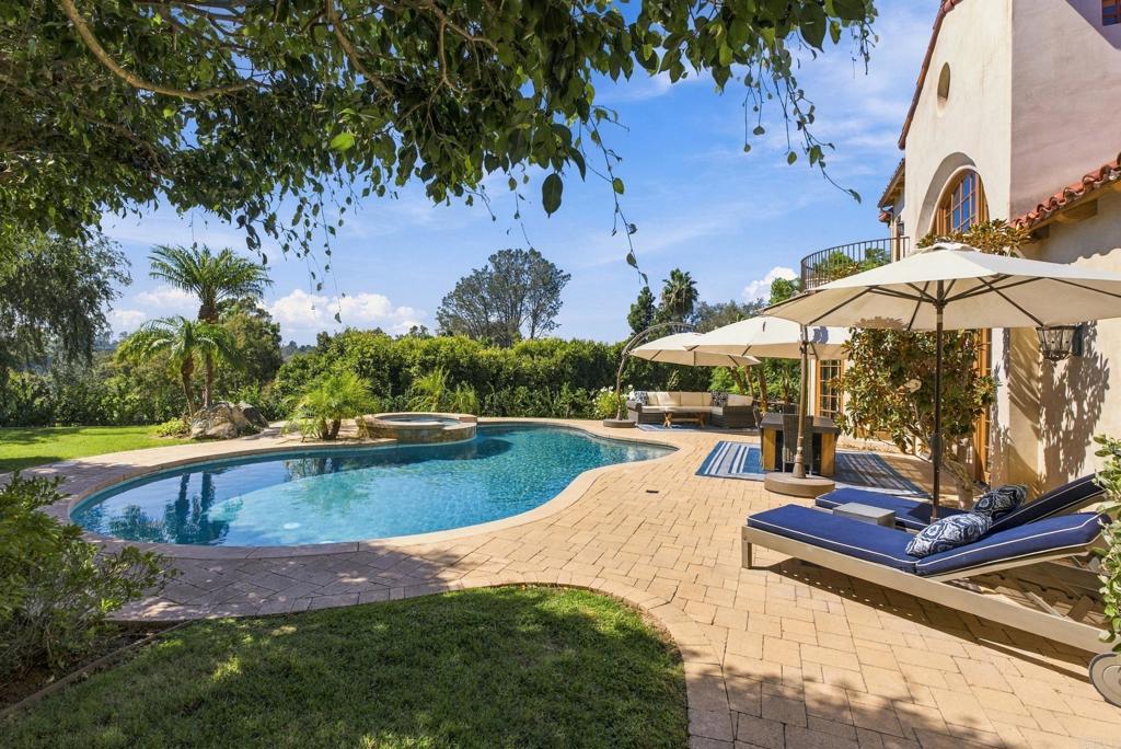 4845 La Floresta
