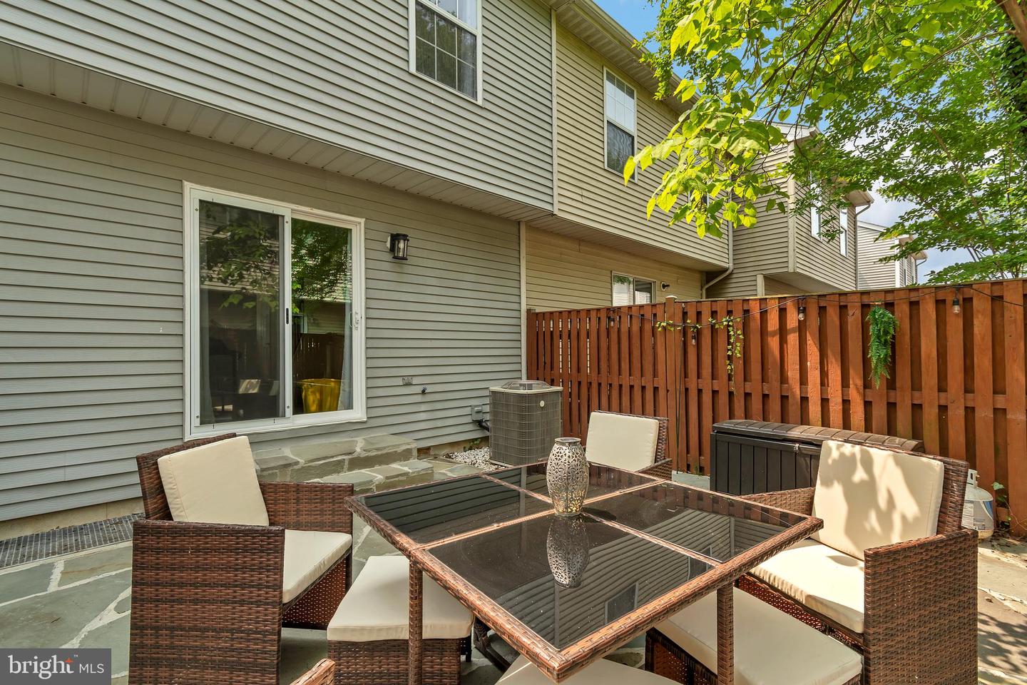 504 Domain Ct