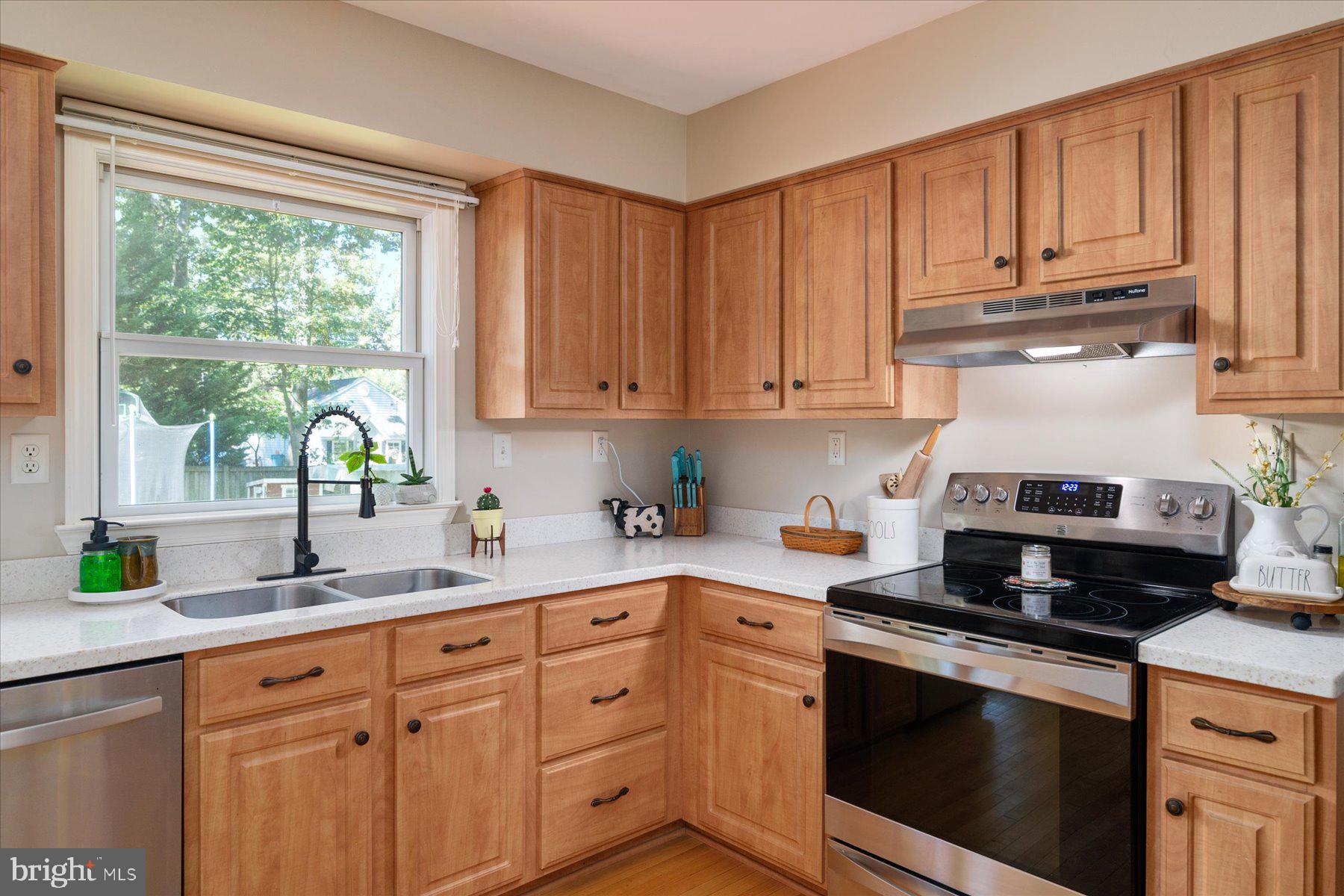 447 Royal Beach Rd