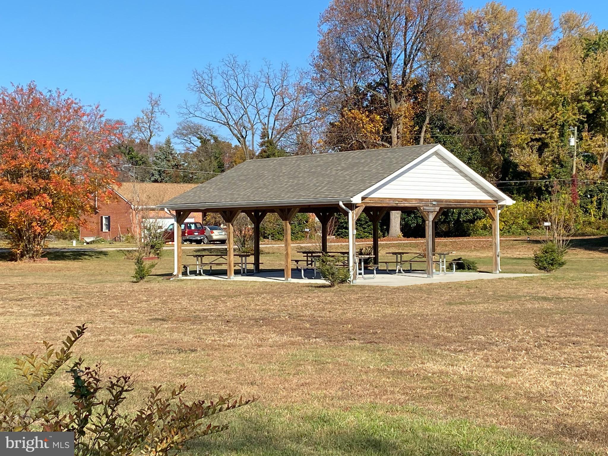 7803 Southwest Rd