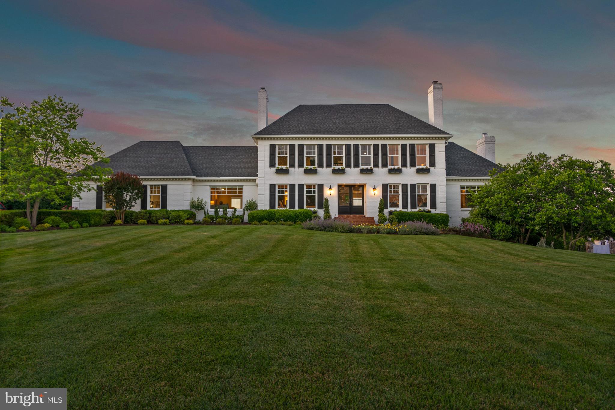 804 Coachway