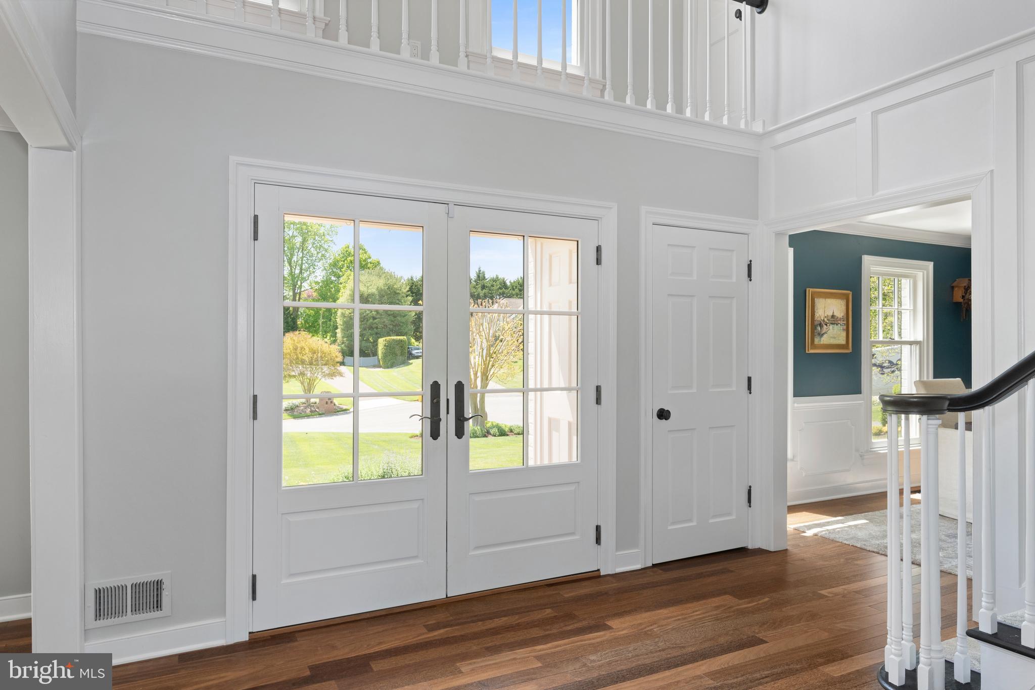 804 Coachway