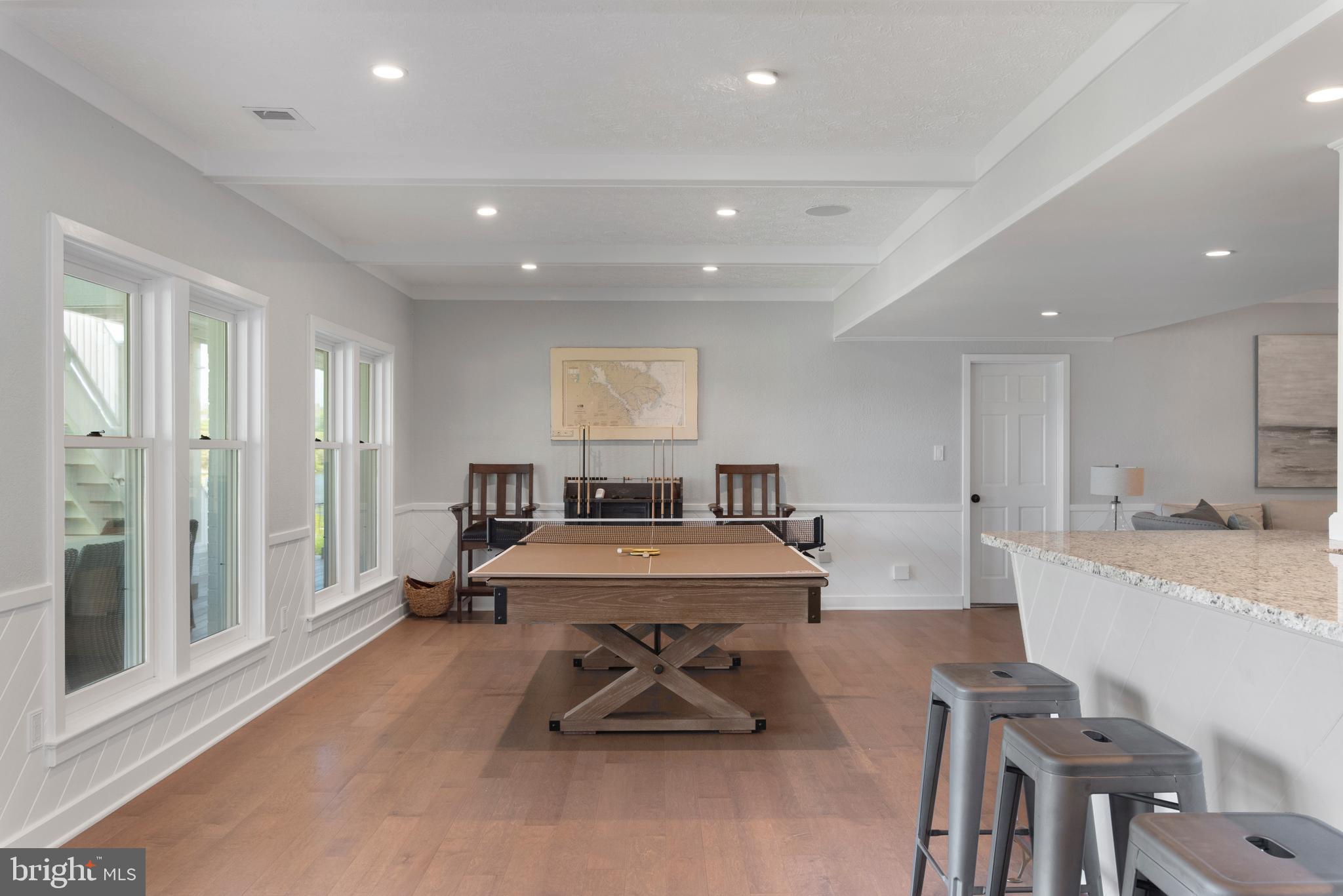 804 Coachway