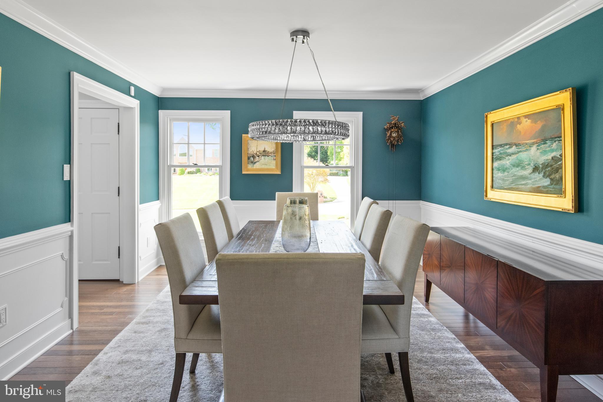 804 Coachway