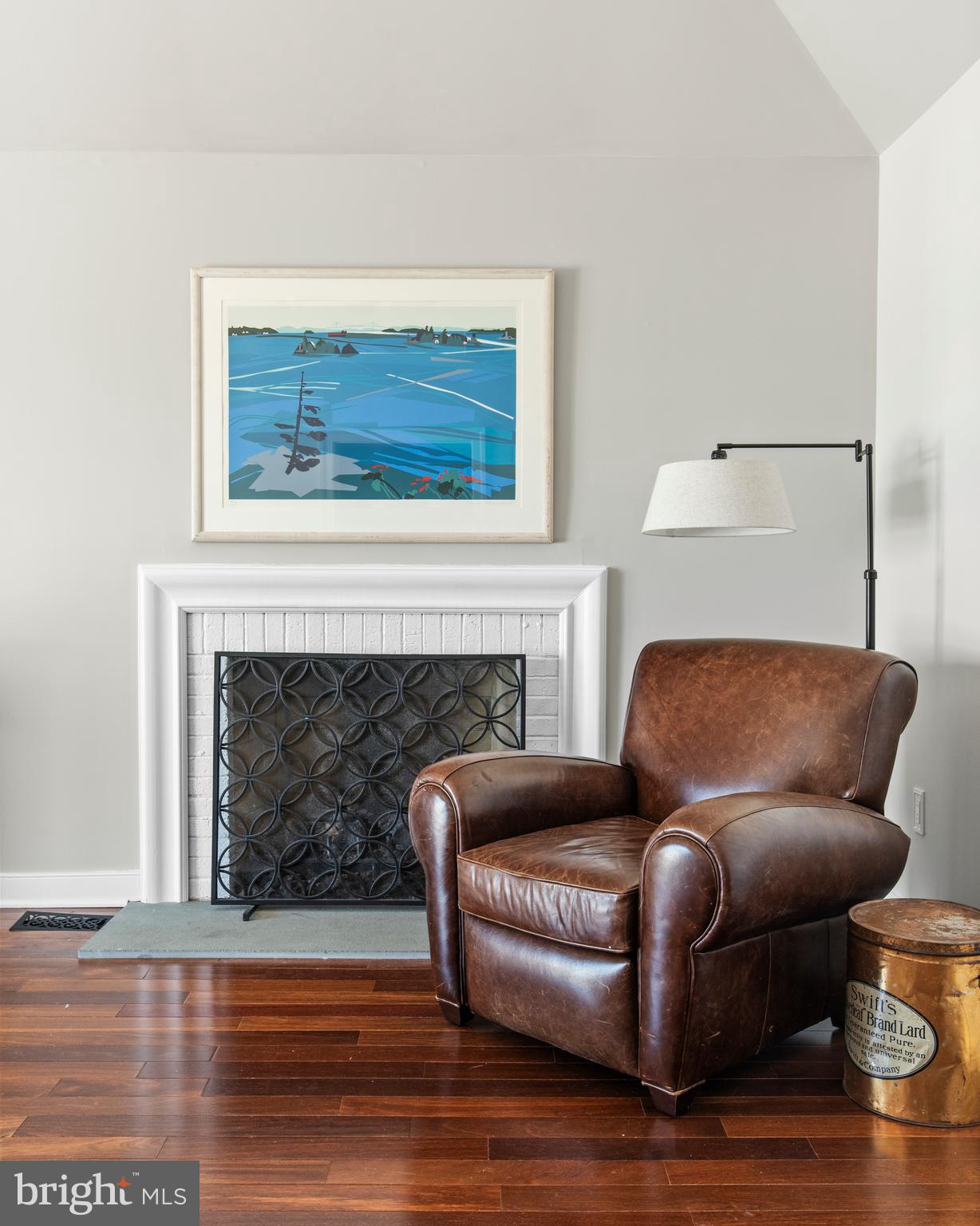 804 Coachway