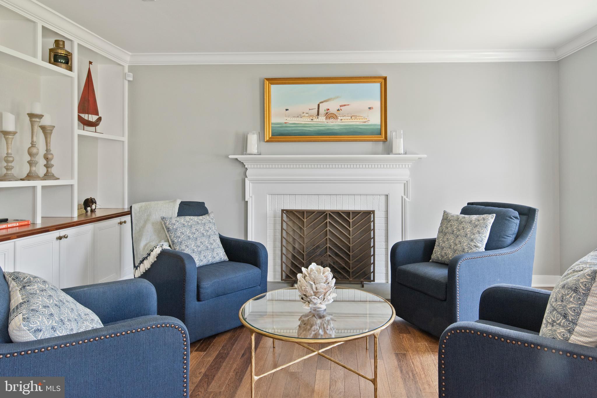 804 Coachway