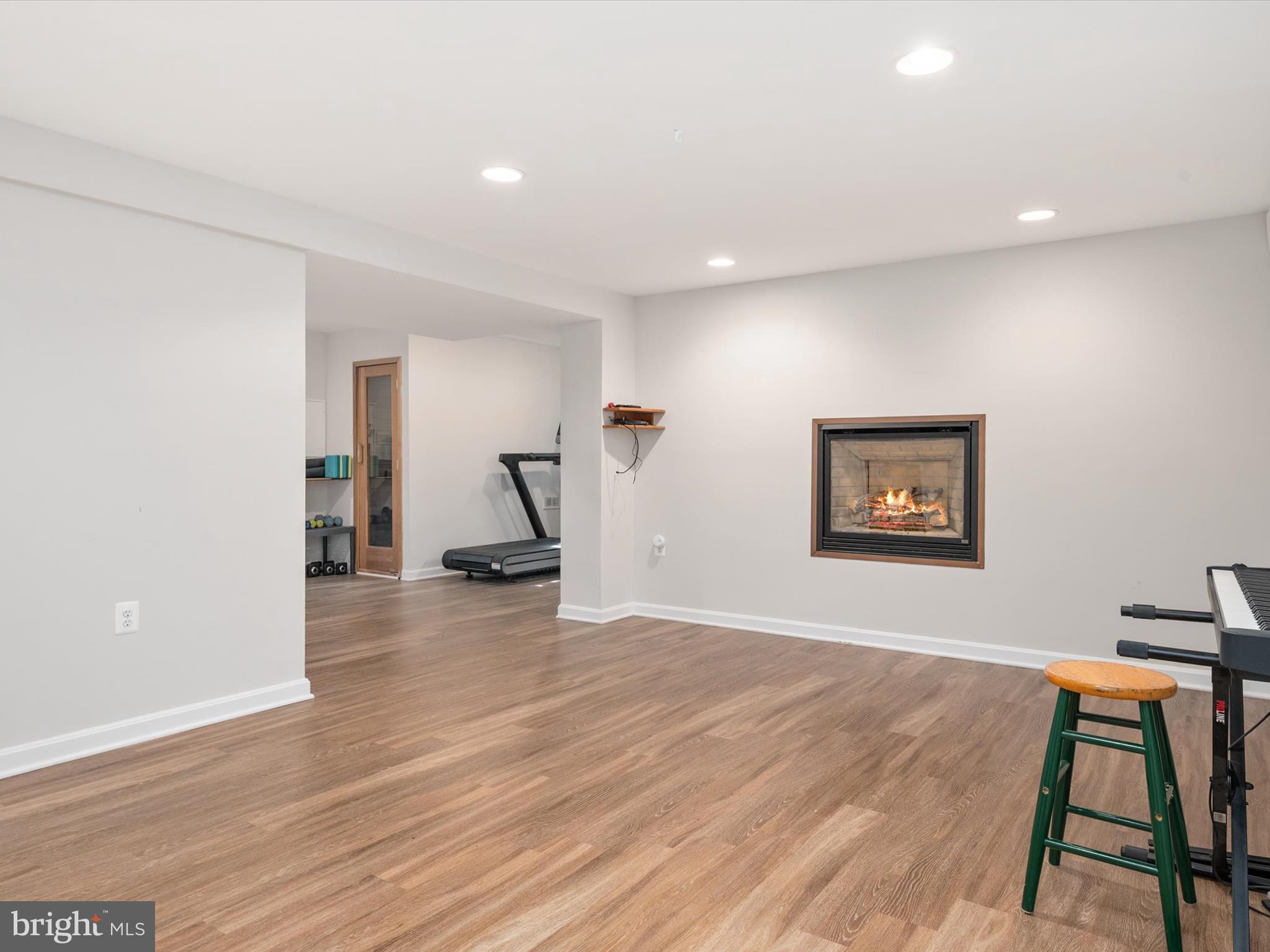 714 Old Herald Harbor Rd