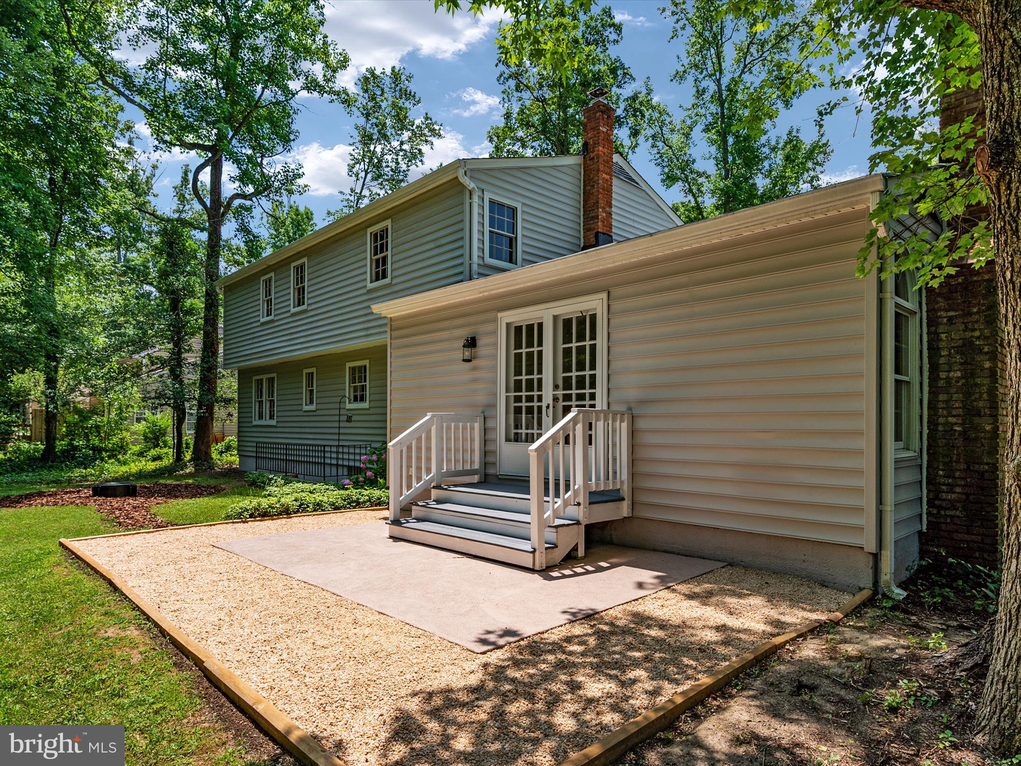 1615 Ridout Rd