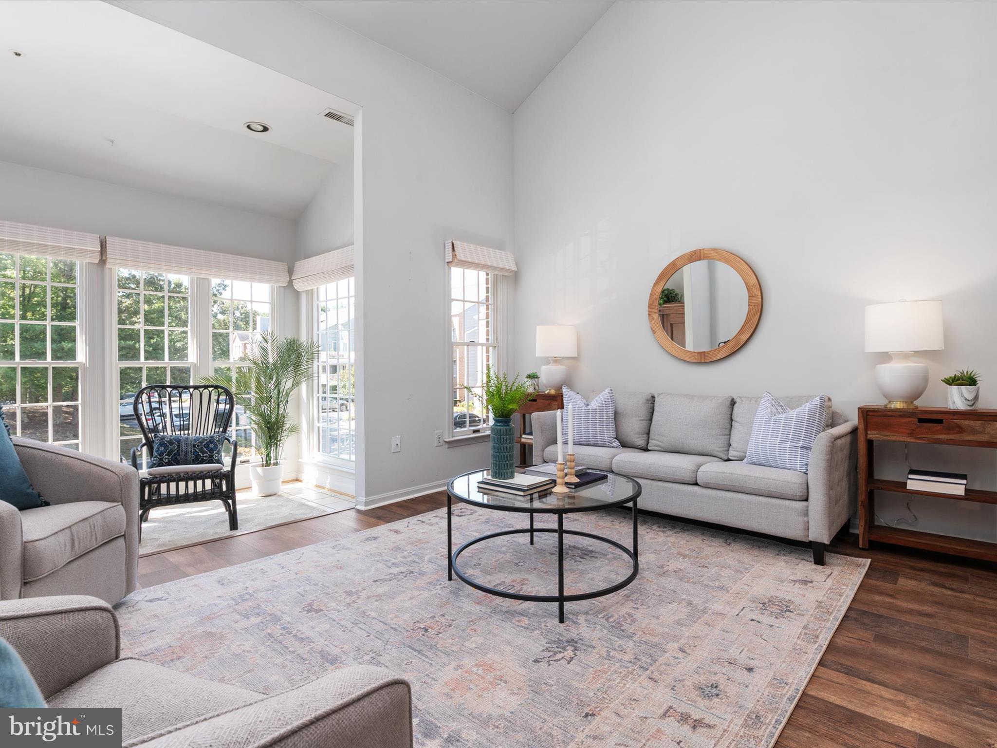 2706 Summerview Way #303