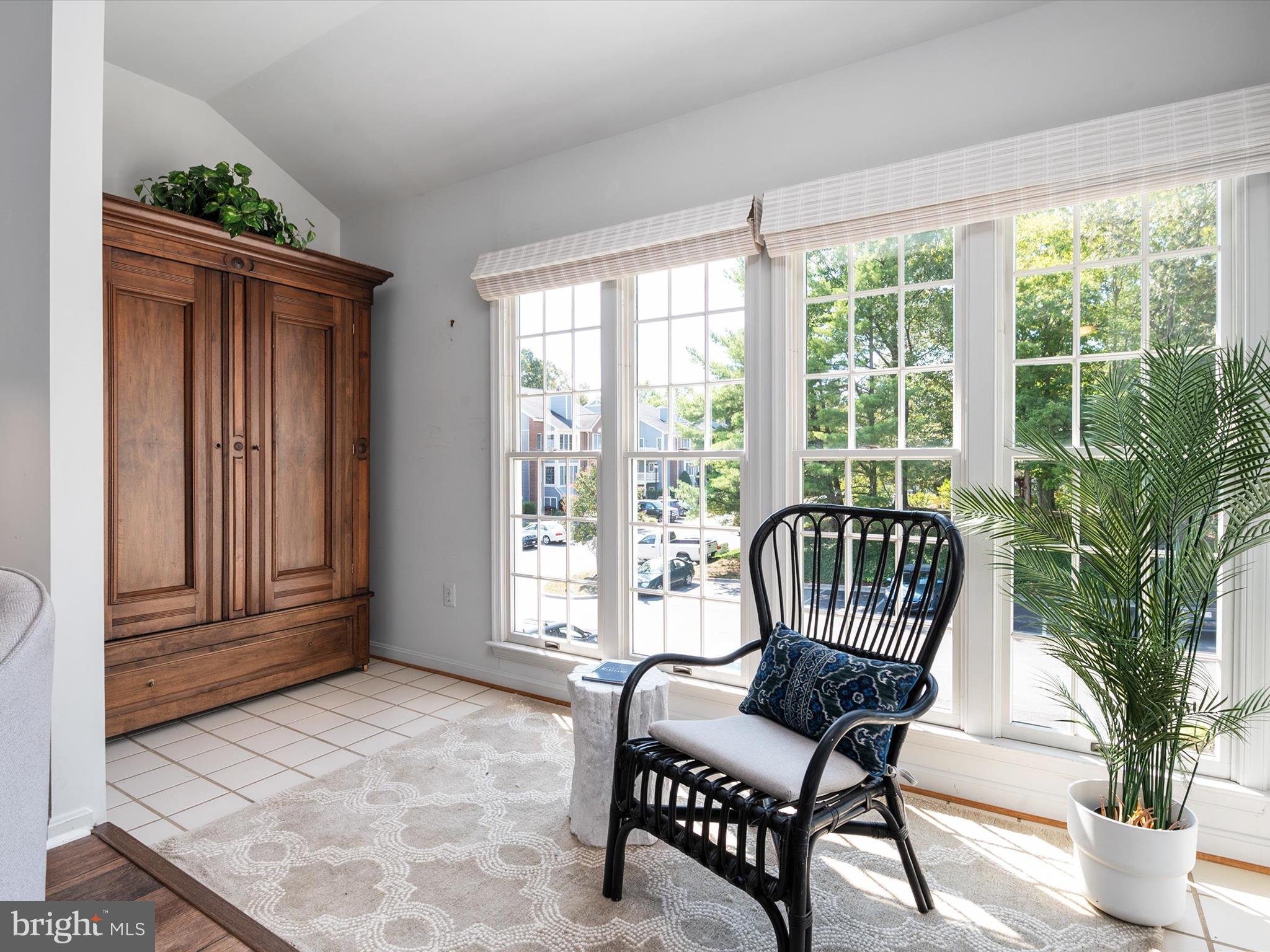 2706 Summerview Way #303