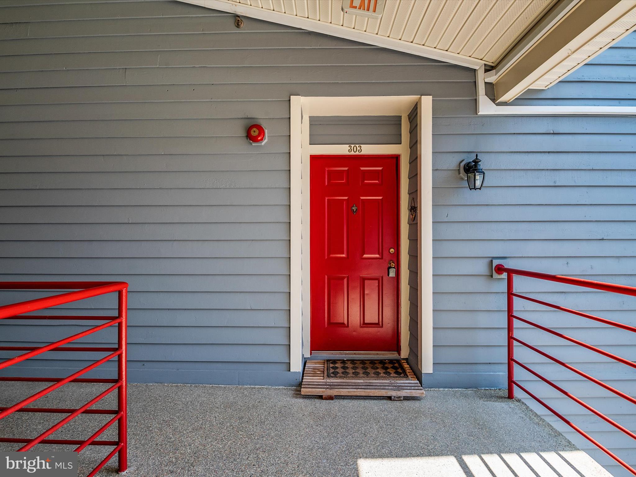 2706 Summerview Way #303