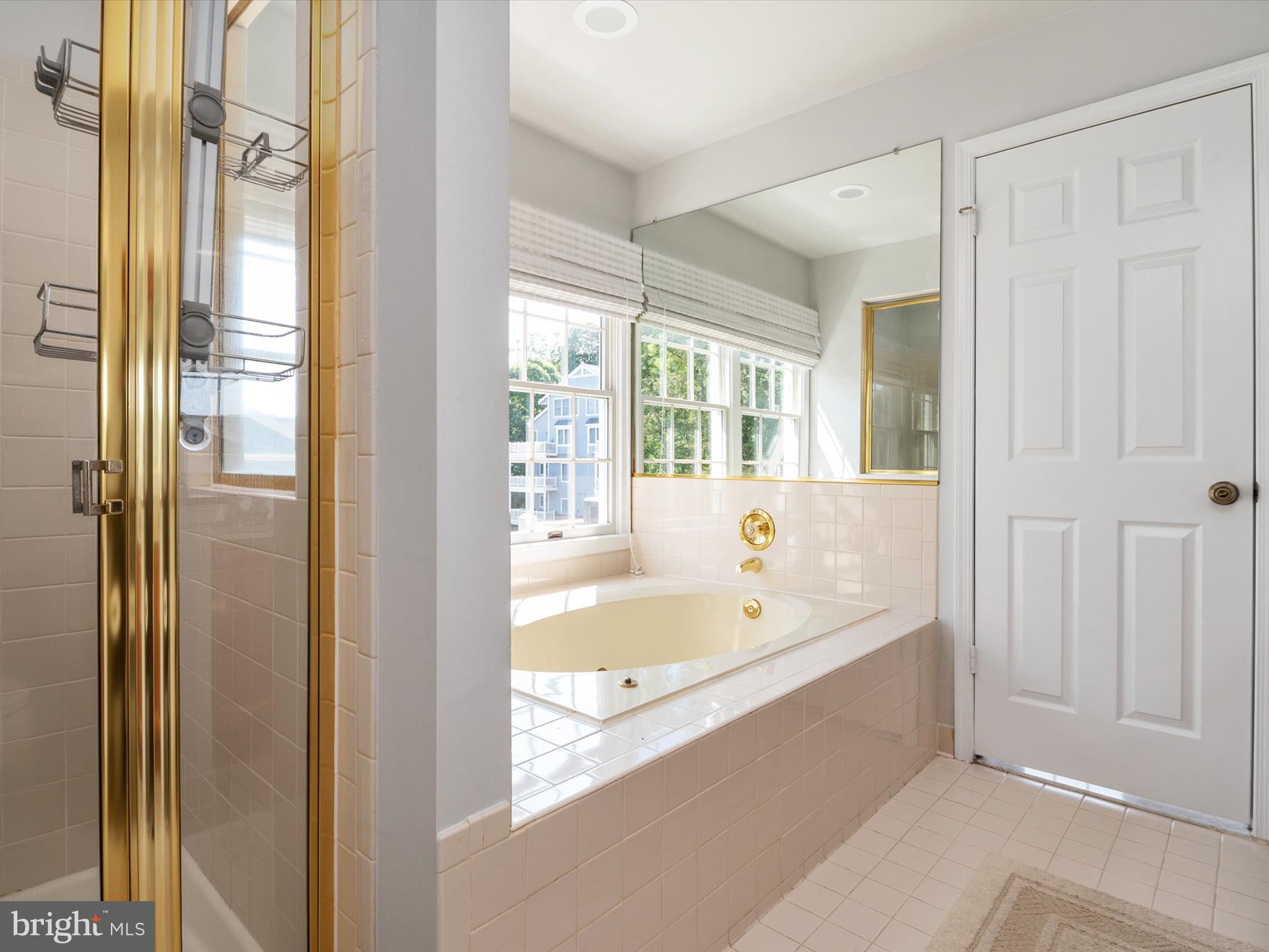 2706 Summerview Way #303