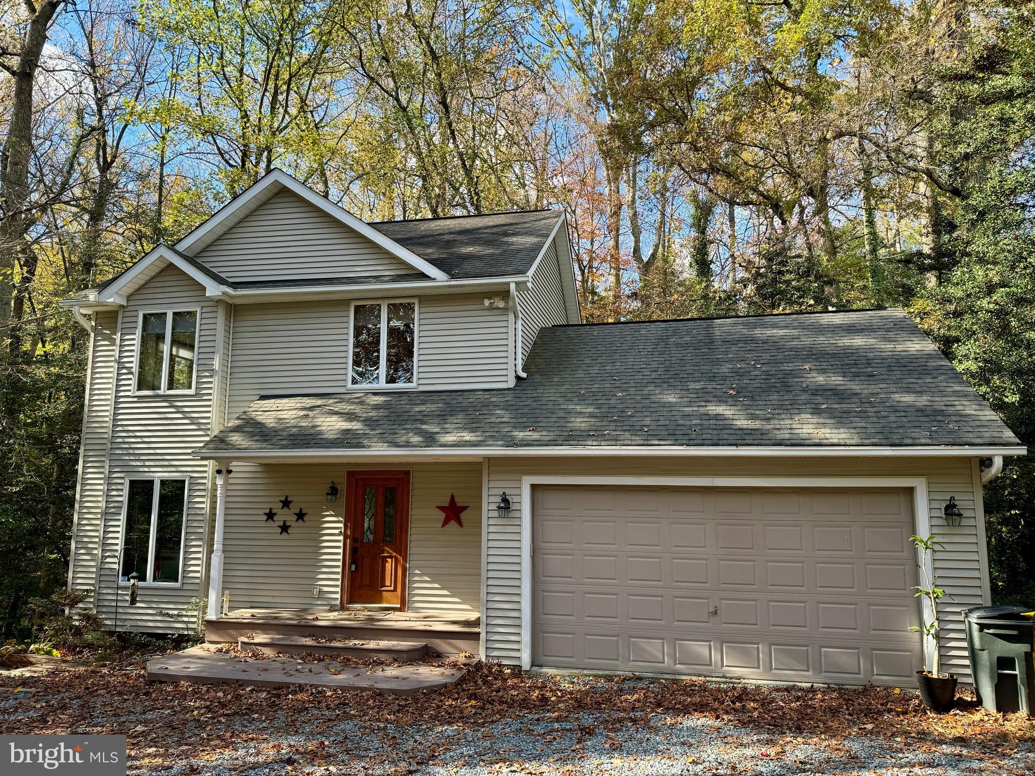 836 DOGWOOD TRL