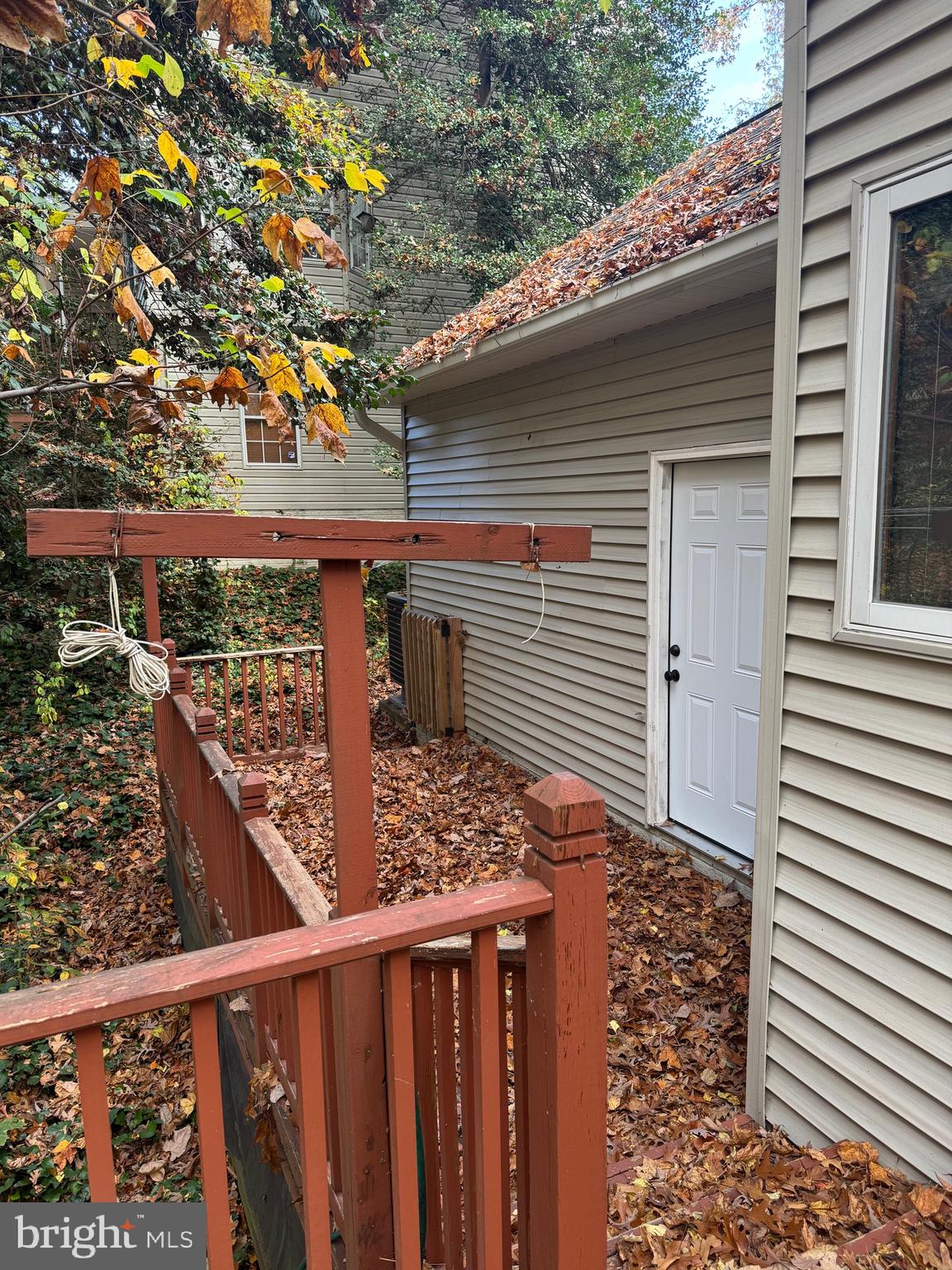 836 DOGWOOD TRL