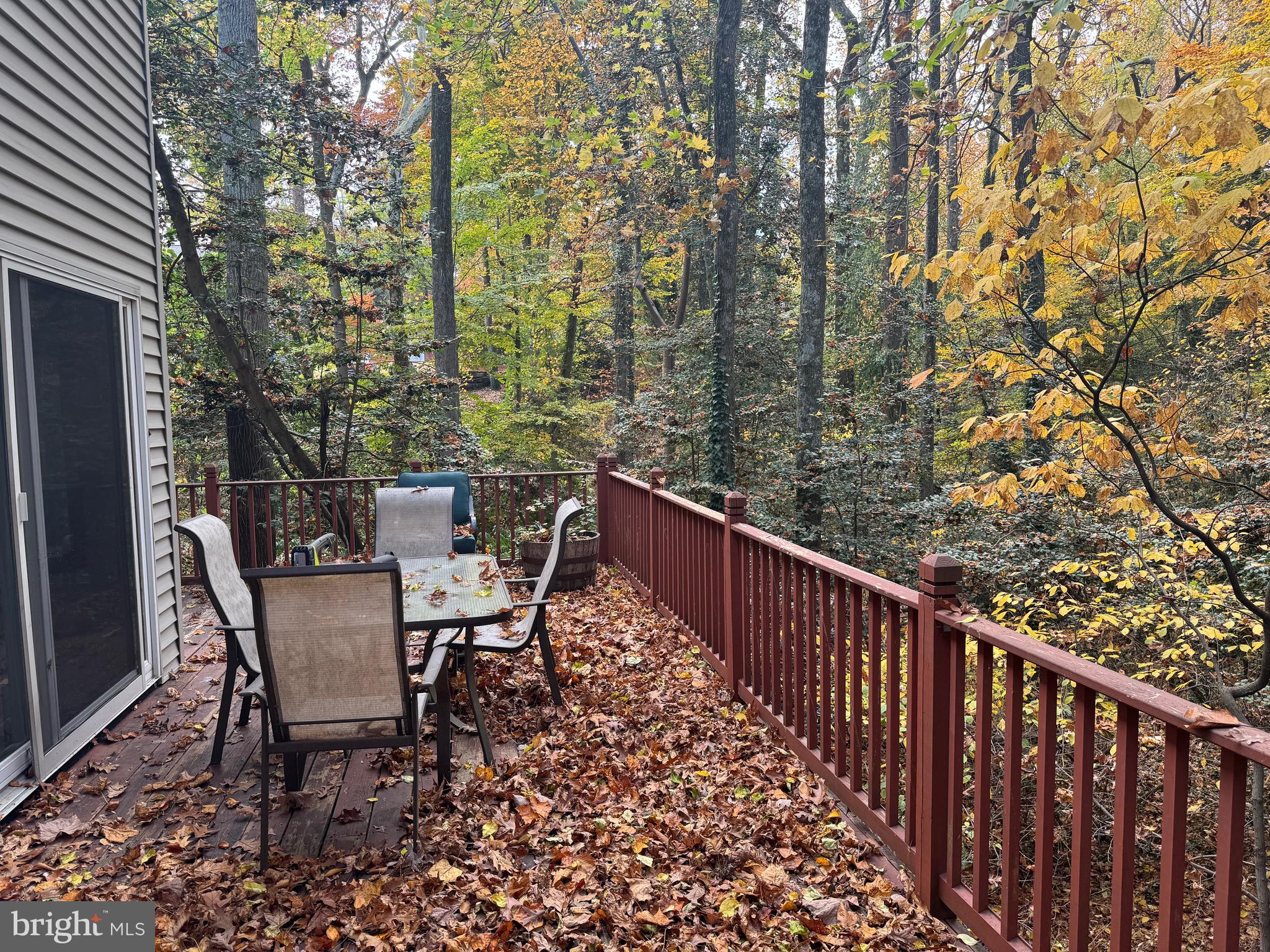 836 DOGWOOD TRL
