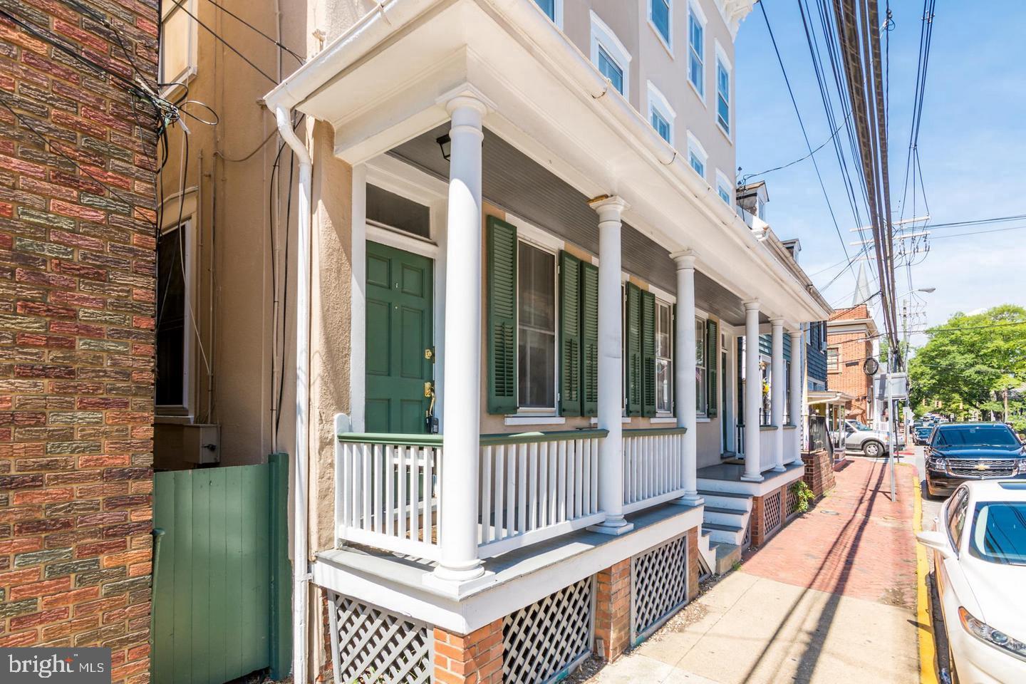 151 DUKE OF GLOUCESTER STREET