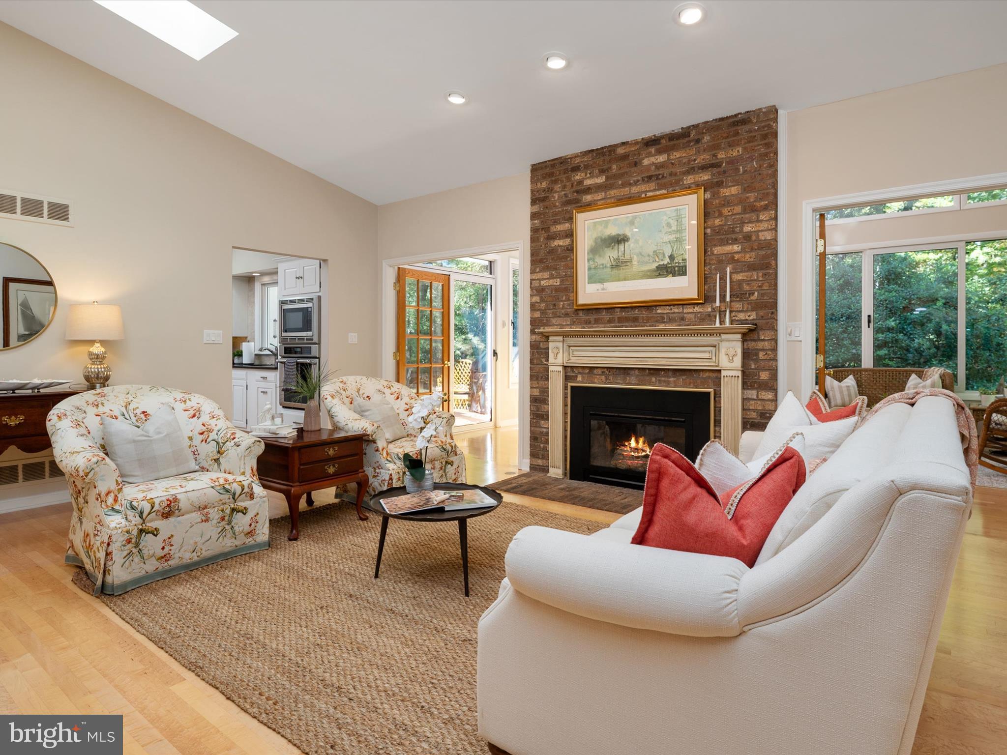 1676 SAINT ALBANS SQUARE