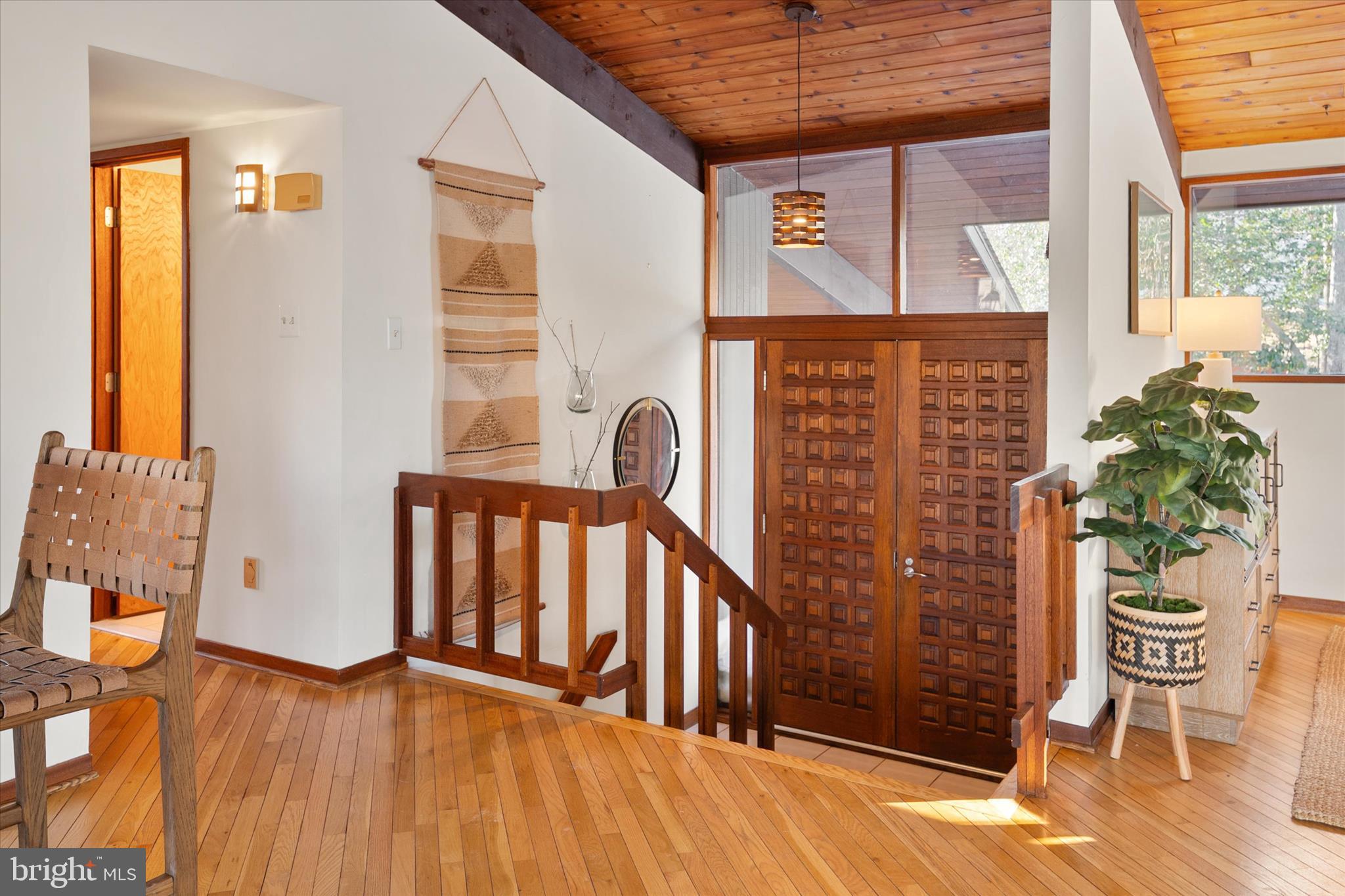 900 COACHWAY