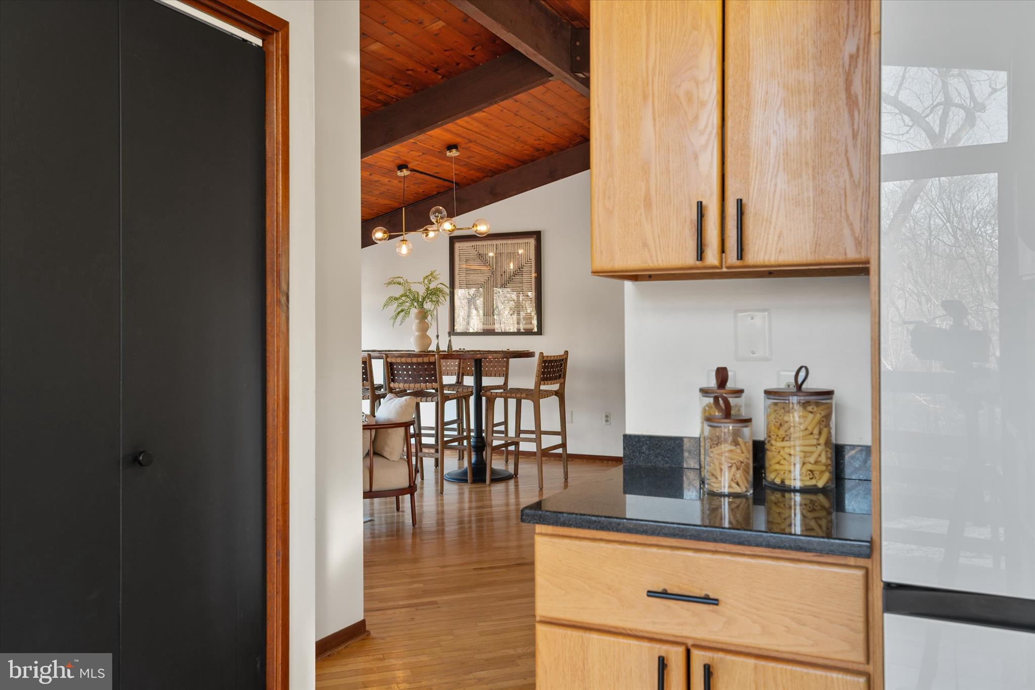 900 COACHWAY