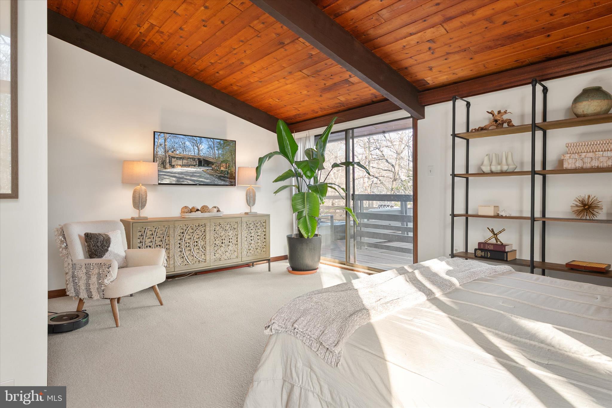900 COACHWAY
