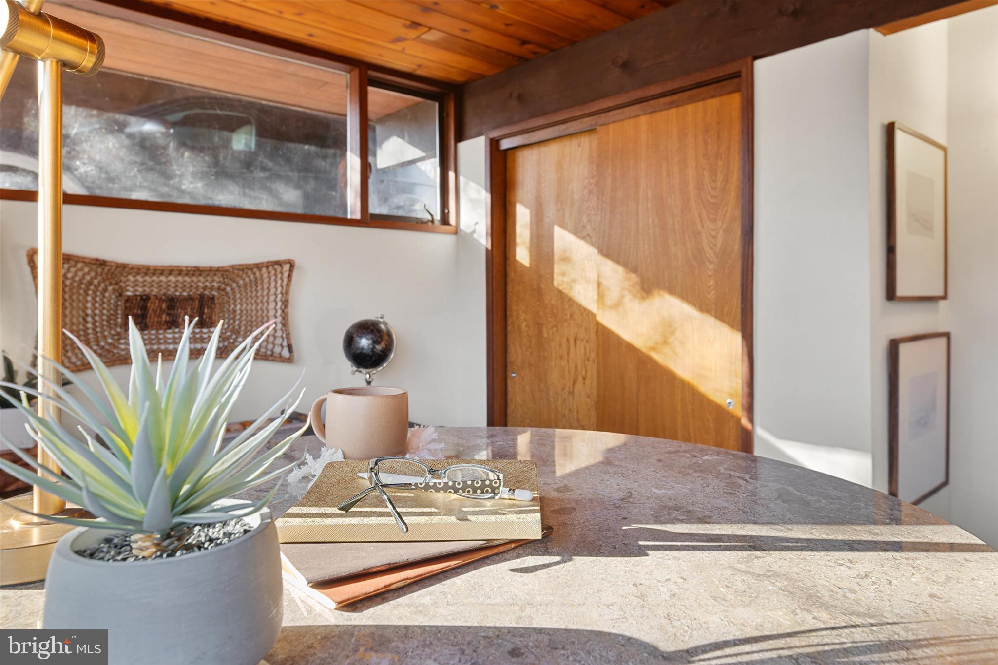 900 COACHWAY