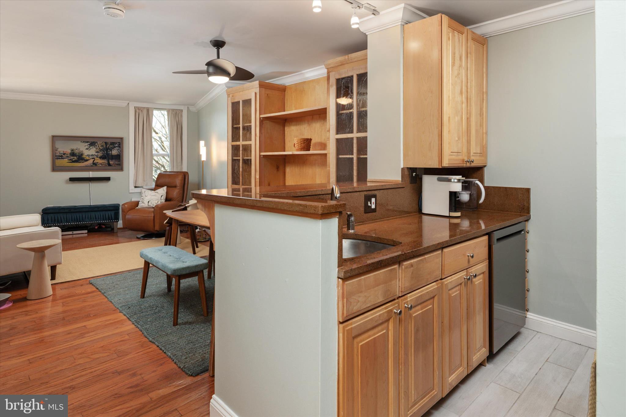 316 BURNSIDE STREET 203