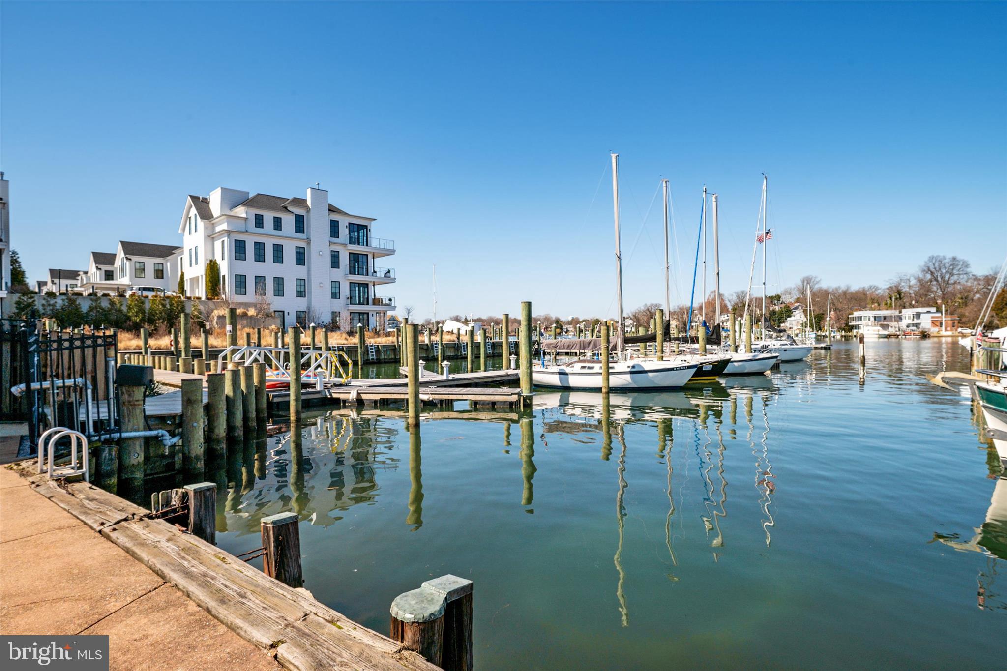 316 BURNSIDE STREET 203
