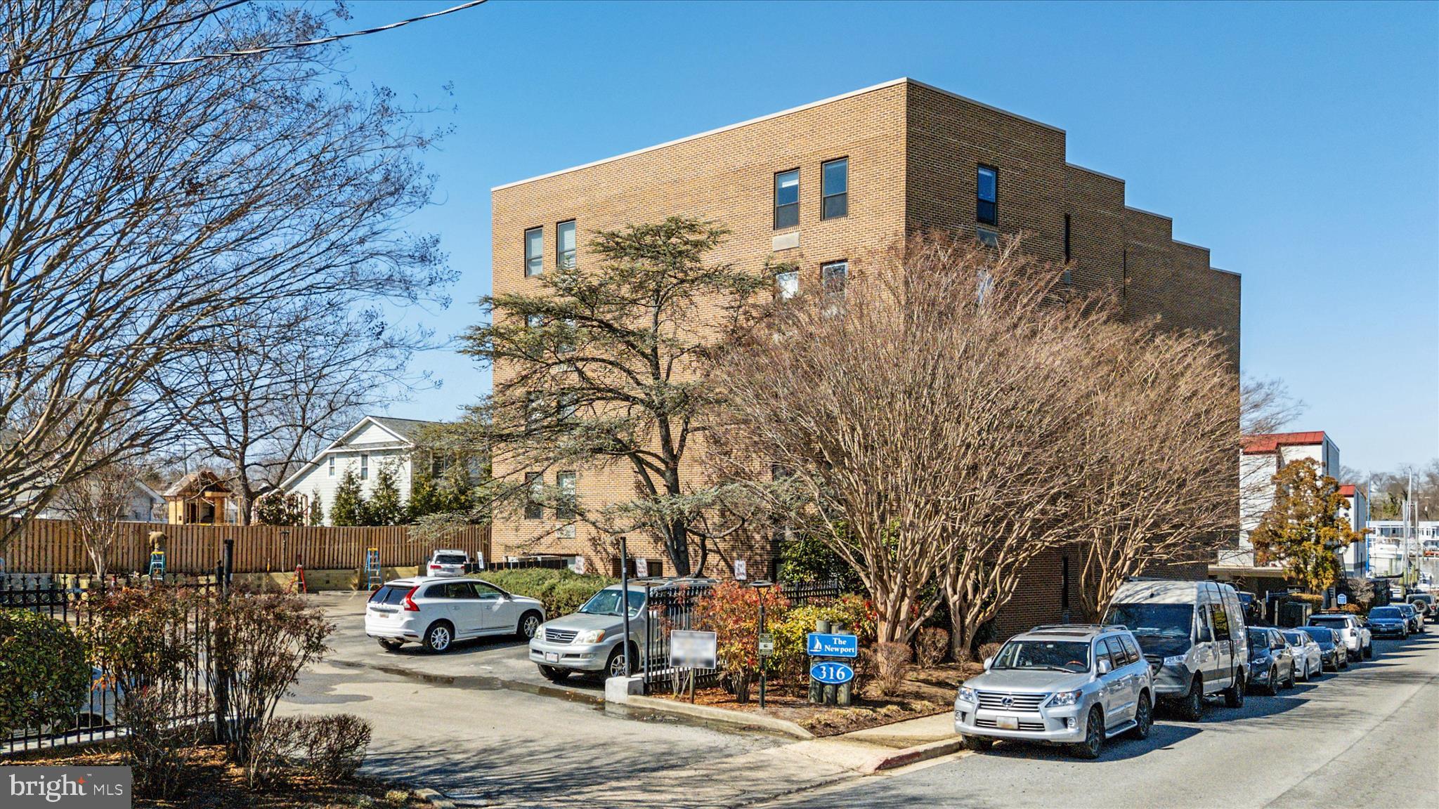 316 BURNSIDE STREET 203