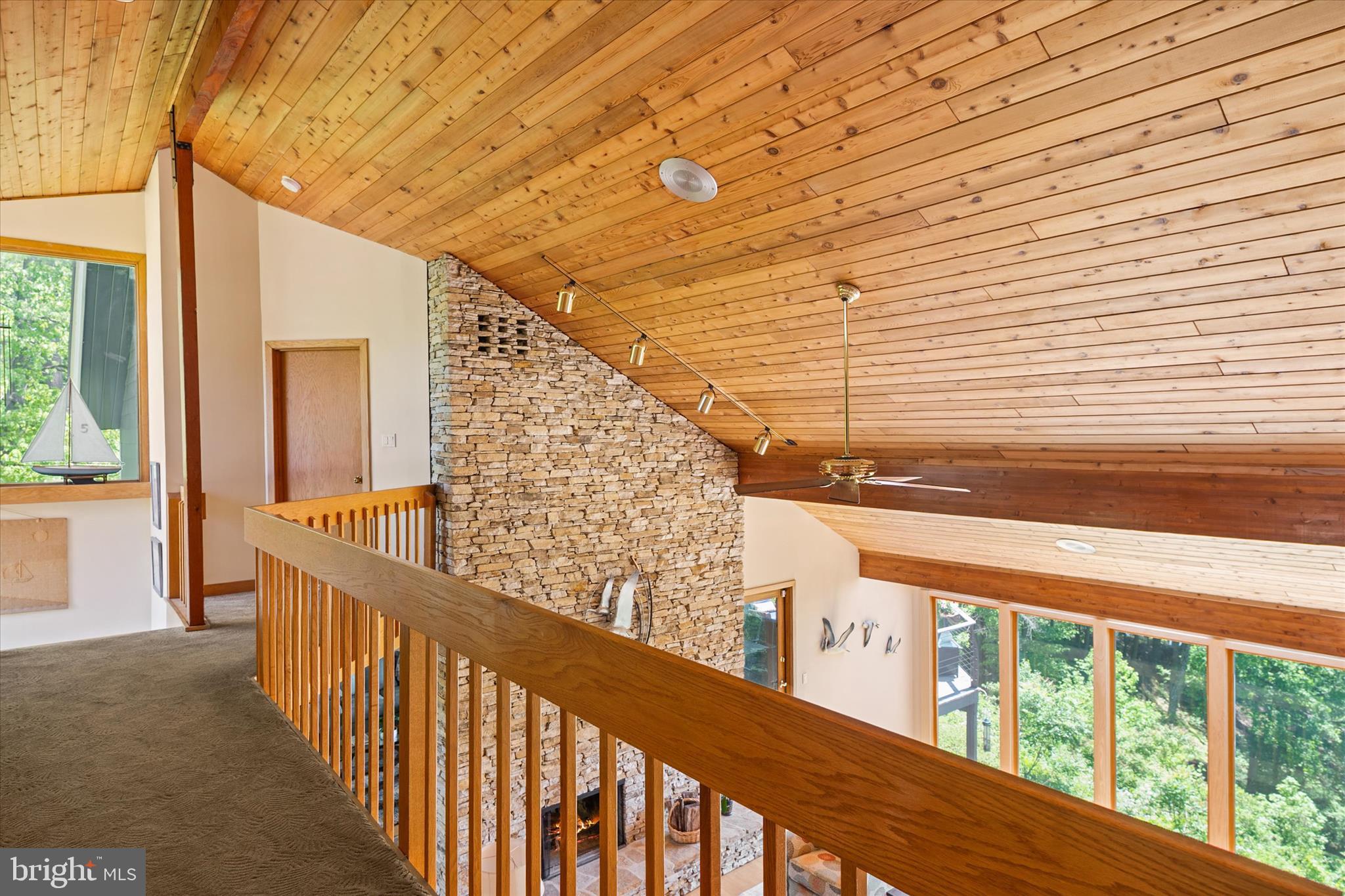 1588 EATON WAY